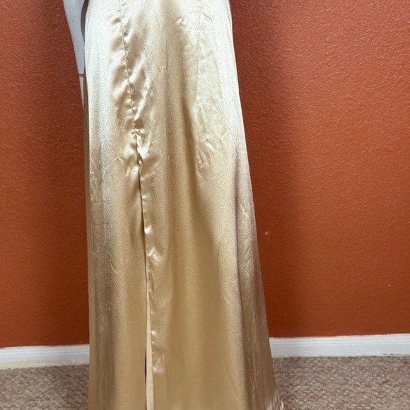 AZAZIE Elegant Gold Satin Evening Gown Size A2. E83 - Picture 7 of 16